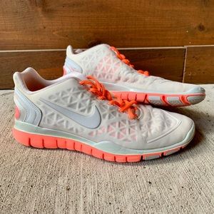 NIKE Free TR Fit 2